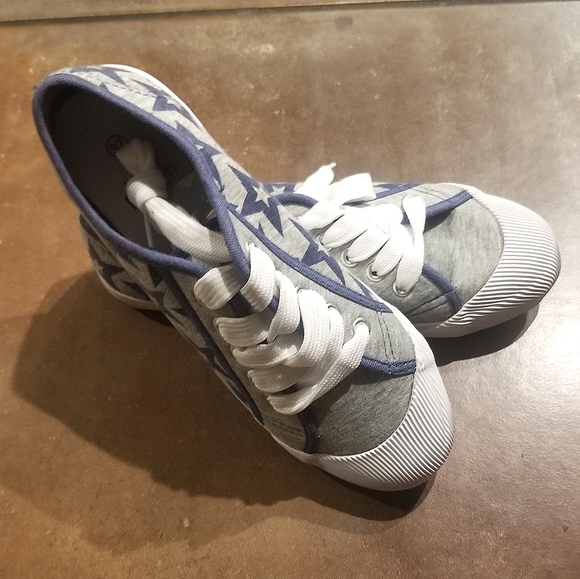 Mini Boden Shoes - Mini Boden Star Sneakers Blue Gray White NWOT 37